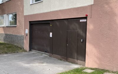 Autotalli 16 m² Ilmarisenkatu 13-15